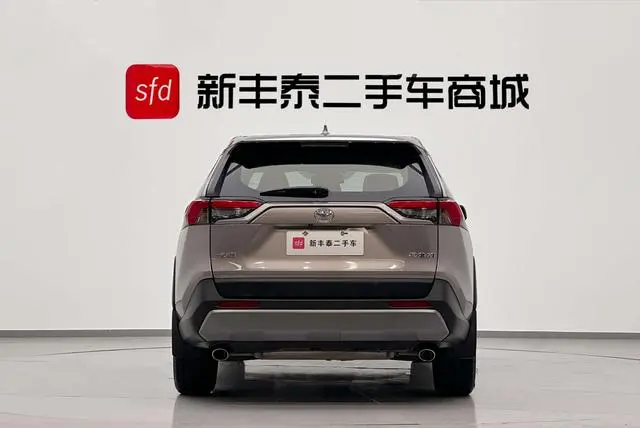 TOYOTA RAV4 Rongfang 2.0L CVT two-wheel drive fashion Plus version