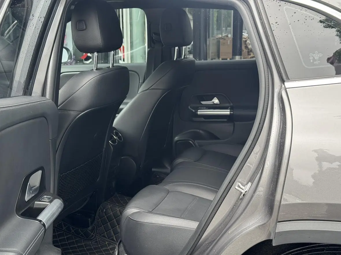 Mercedes-Benz Mercedes-Benz GLA Second facelift GLA 200