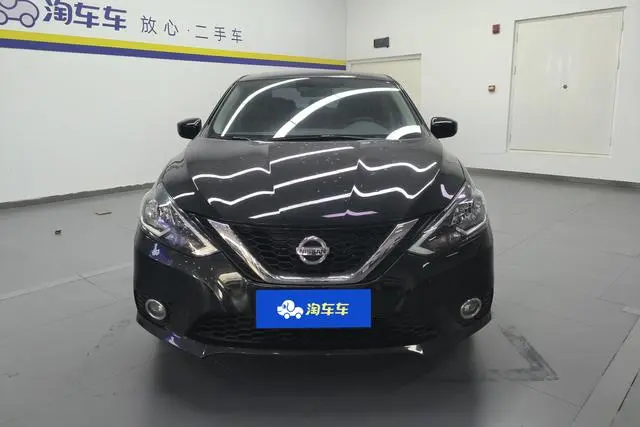Nissan Xuan Yi Classic 1.6 XL CVT Deluxe Edition