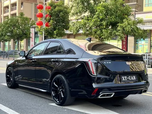 Cadillac Cadillac CT4 28T premium type