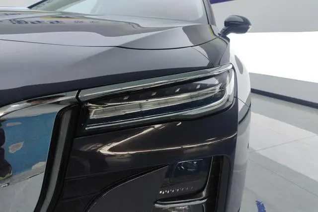 Hongqi Hongqi H5 2.0T Automatic Smart Union flag collar version