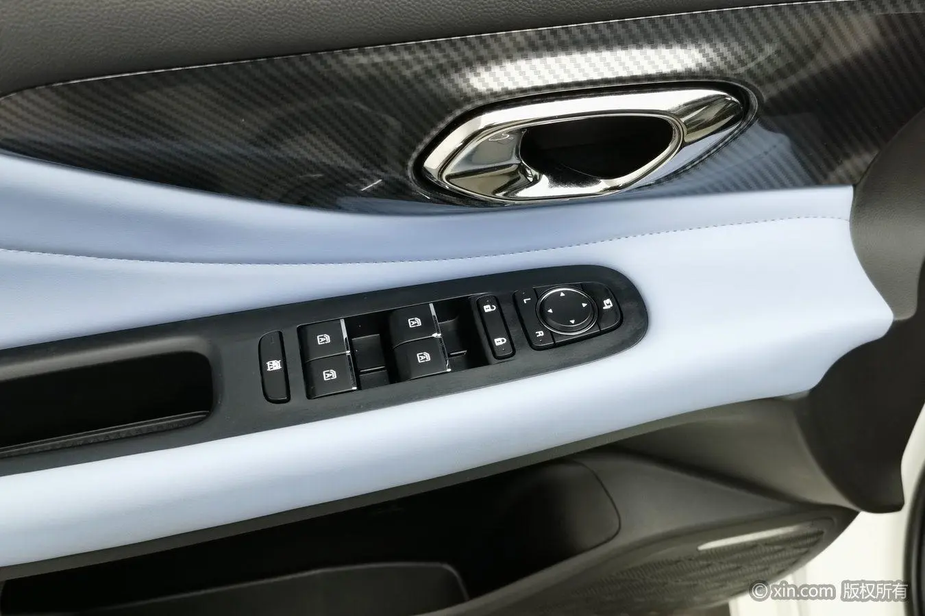 GAC Shadow Leopard 2.0L DHT Smart Hybrid Version