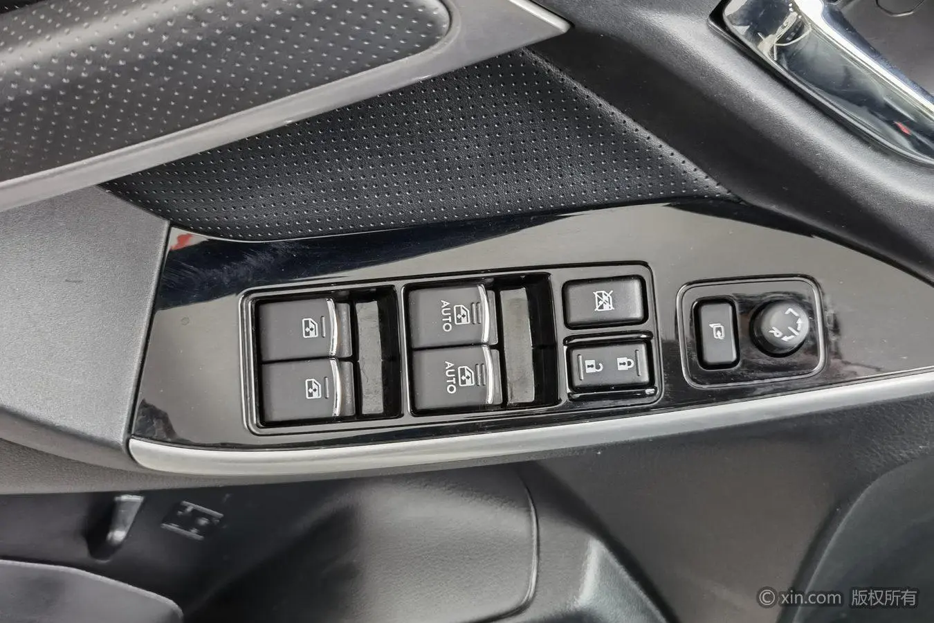 Subaru FORESTER Forester 2.0i Fashion Navigation Version