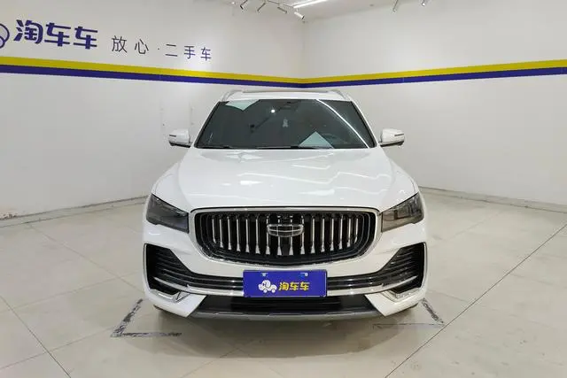 Geely Xingyue L 2.0TD high-power automatic two-wheel drive Skyrim version