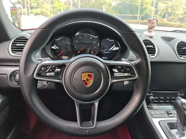 Porsche Porsche 718 Cayman 2.0T