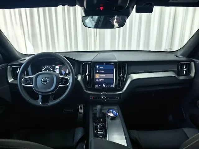 Volvo Volvo XC60 PHEV T8 E-drive hybrid Zhiyuan Sports Edition