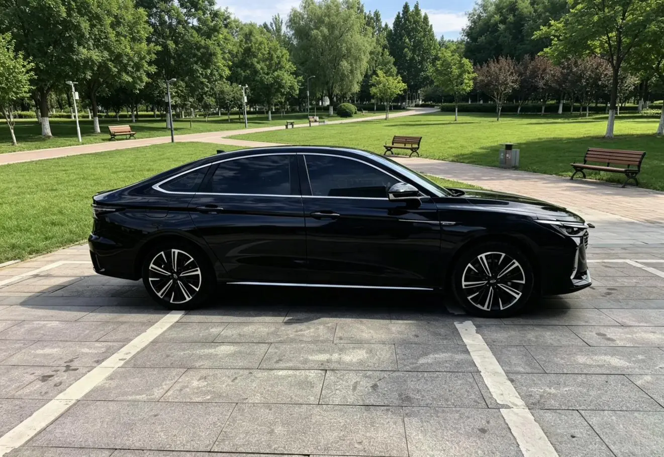 Chery Fulwin Arrizo 8 1.6TGDI DCT is still