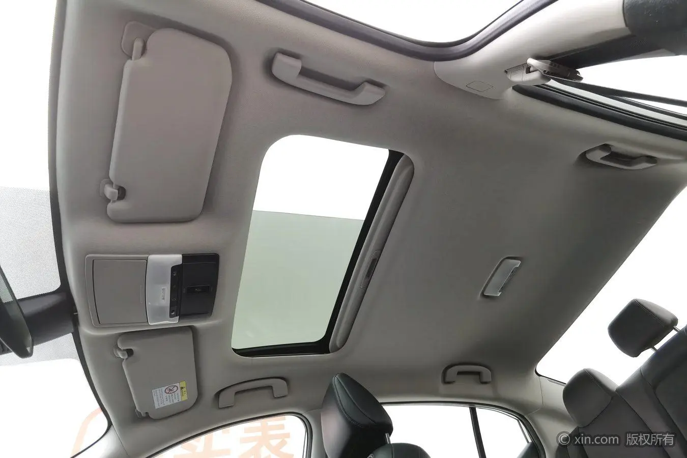 Nissan Xuan Yi 1.6L XL CVT Enjoy Edition