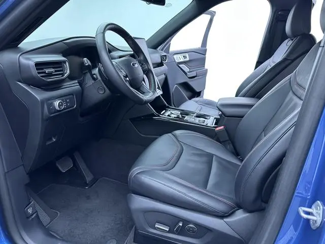 Ford Explorer EcoBoost 285 four-wheel drive sports version ST-LINE 7-seater