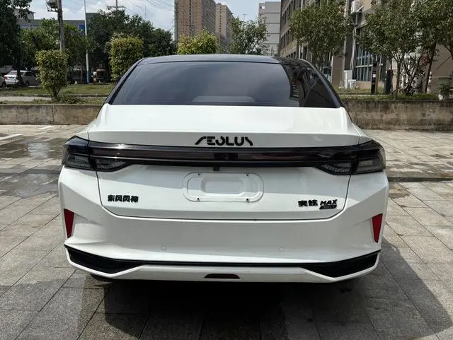 Dongfeng Fengshen Yi Hyun MAX 1.5T super cool Trendy Dad Version