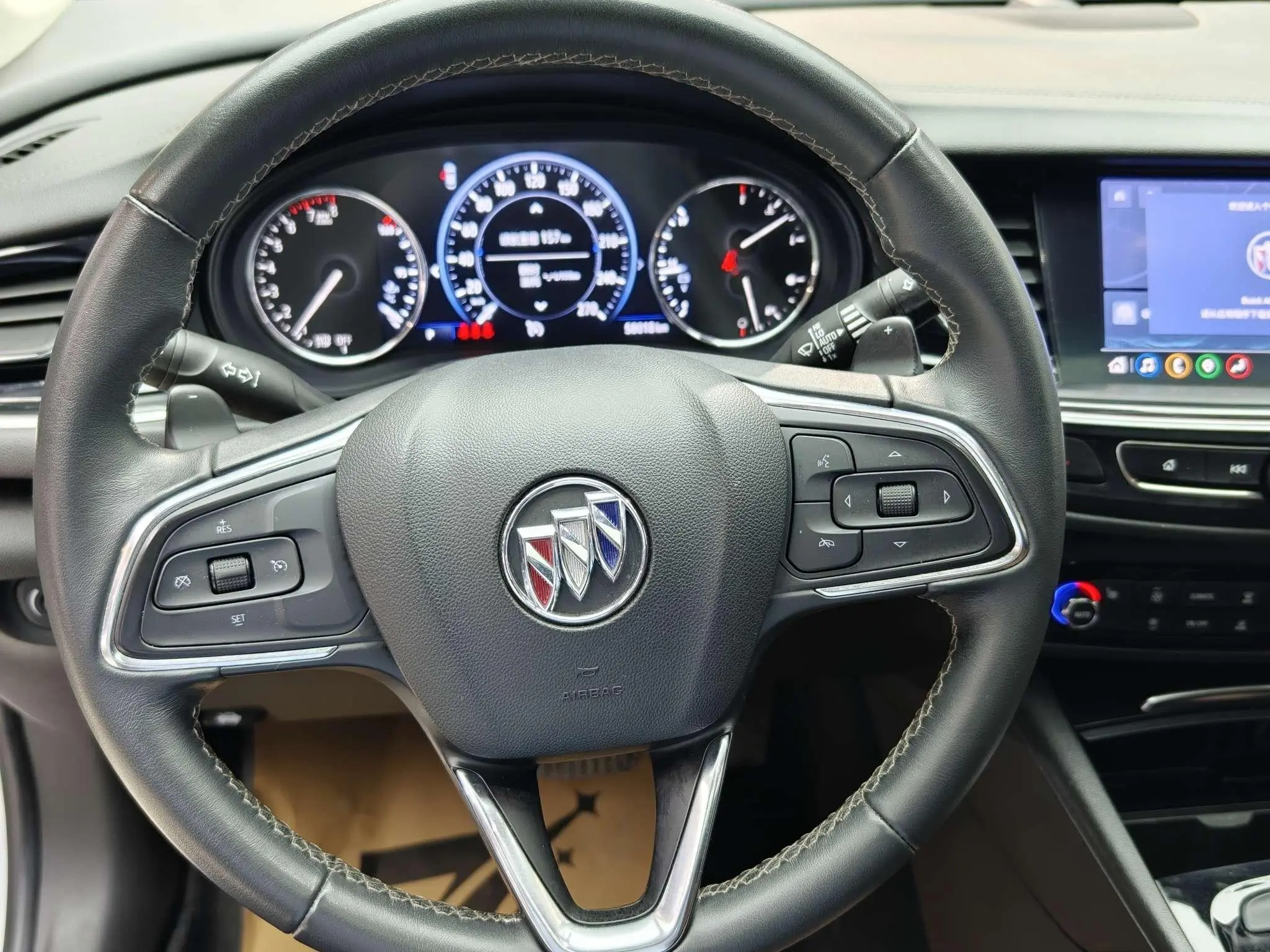 Buick Regal 552T luxury