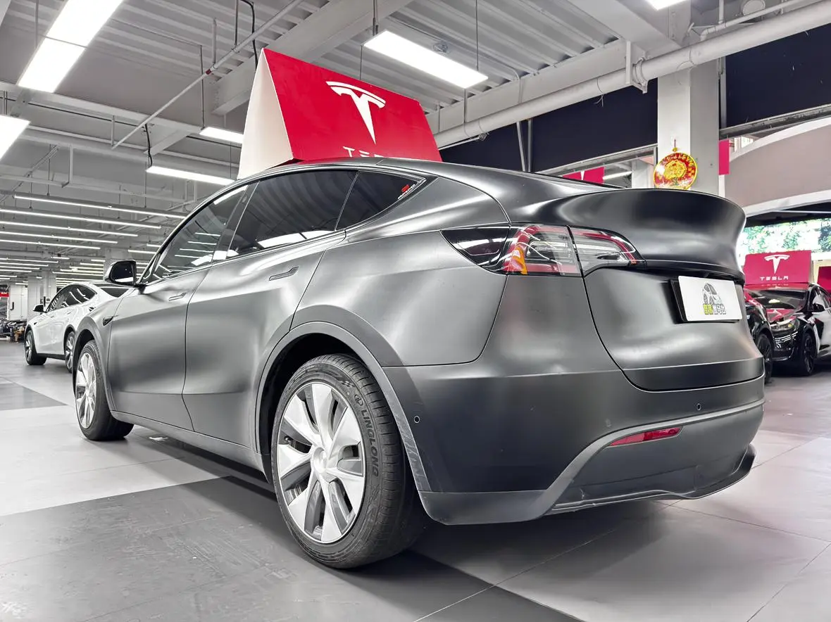 Tesla Model Y Facelifted rear-wheel drive version