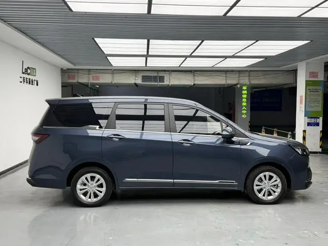 Wuling Wuling Jiachen 1.5T CVT Smart Luxury