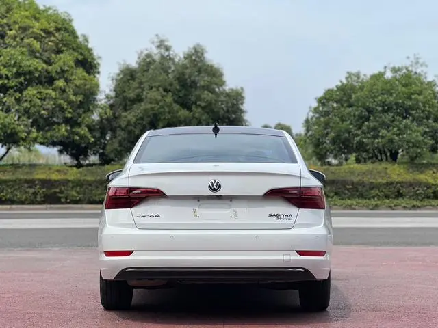 Volkswagen Sagitar 280TSI DSG Beyond Edition