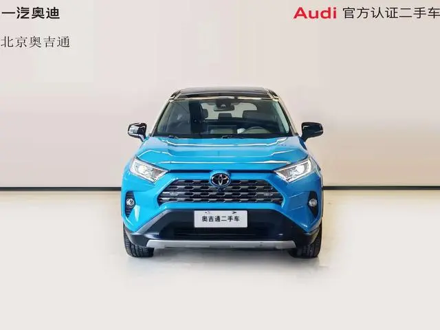 TOYOTA RAV4 Rongfang 2.0L CVT four-wheel drive Premium Edition