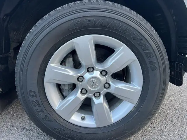 TOYOTA Prado 3.5L automatic TX-L NAVI