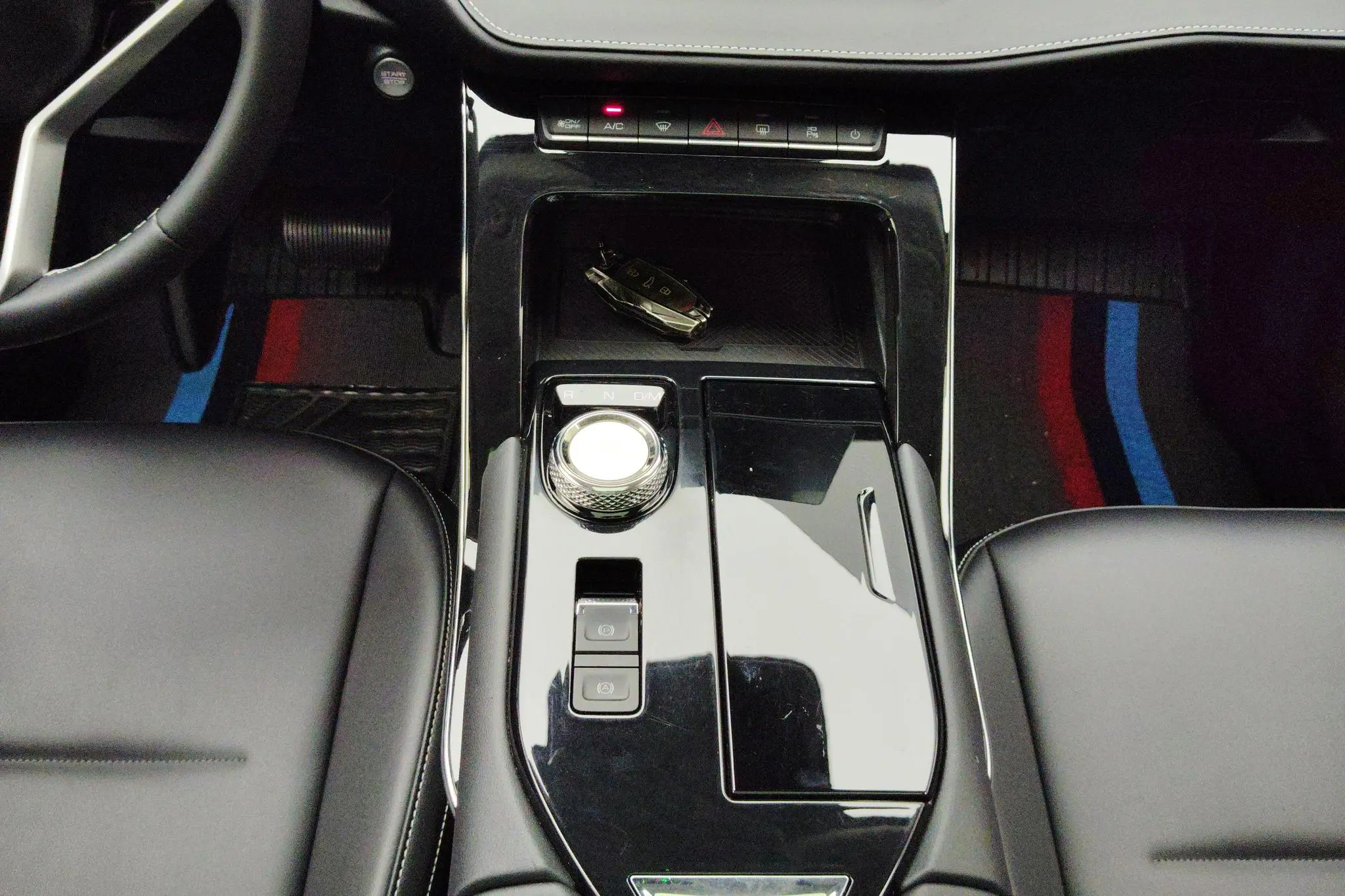 Haval Haval H6 The third generation 2.0T automatic four-wheel drive Max version