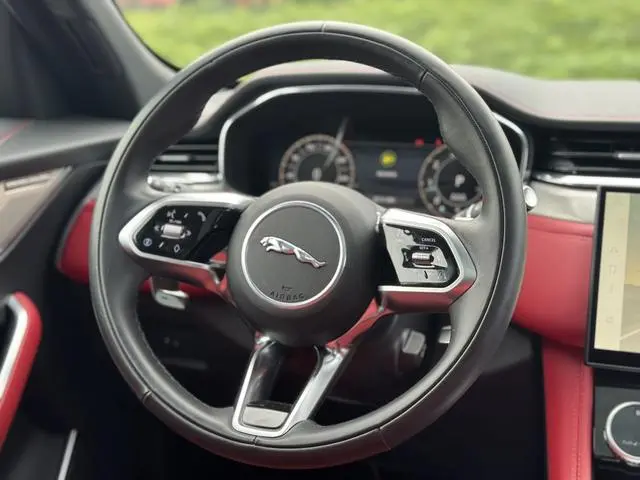 Jaguar Jaguar F-PACE P250 R-Dynamic SE