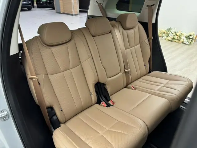 NIO NIO ES8 Founding Edition