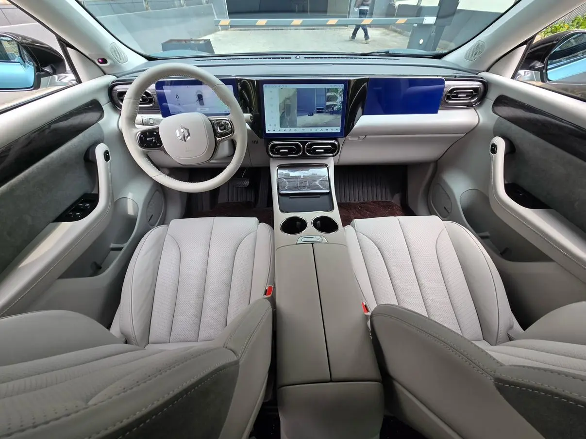 Leapmotor Zero run C11 Performance version