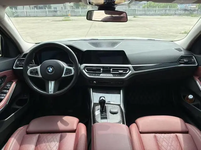 BMW BMW 3 Series 325Li M sports suit
