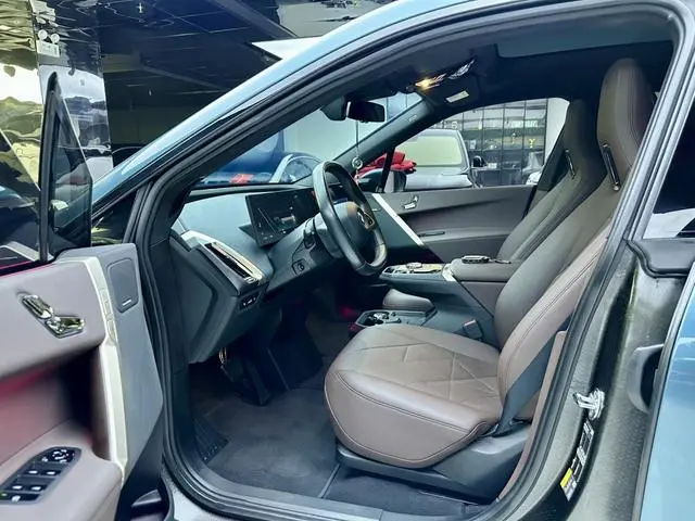 BMW BMW iX xDrive40