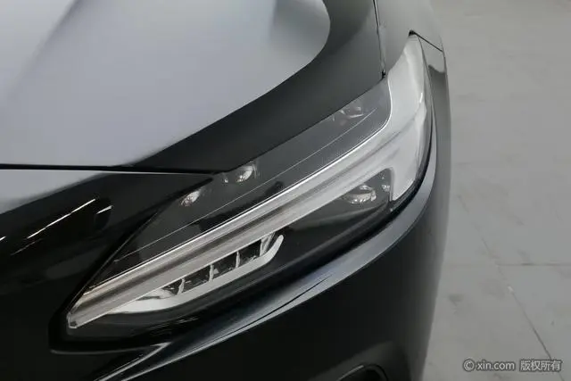 Volvo Volvo S90 PHEV 2.0 T T8 E-drive Hybrid Zhiyi Deluxe Edition