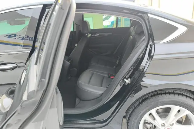 Buick Regal 25T Premium Edition