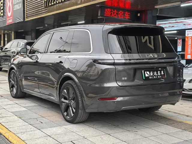 Li Auto Ideal L9 Max version