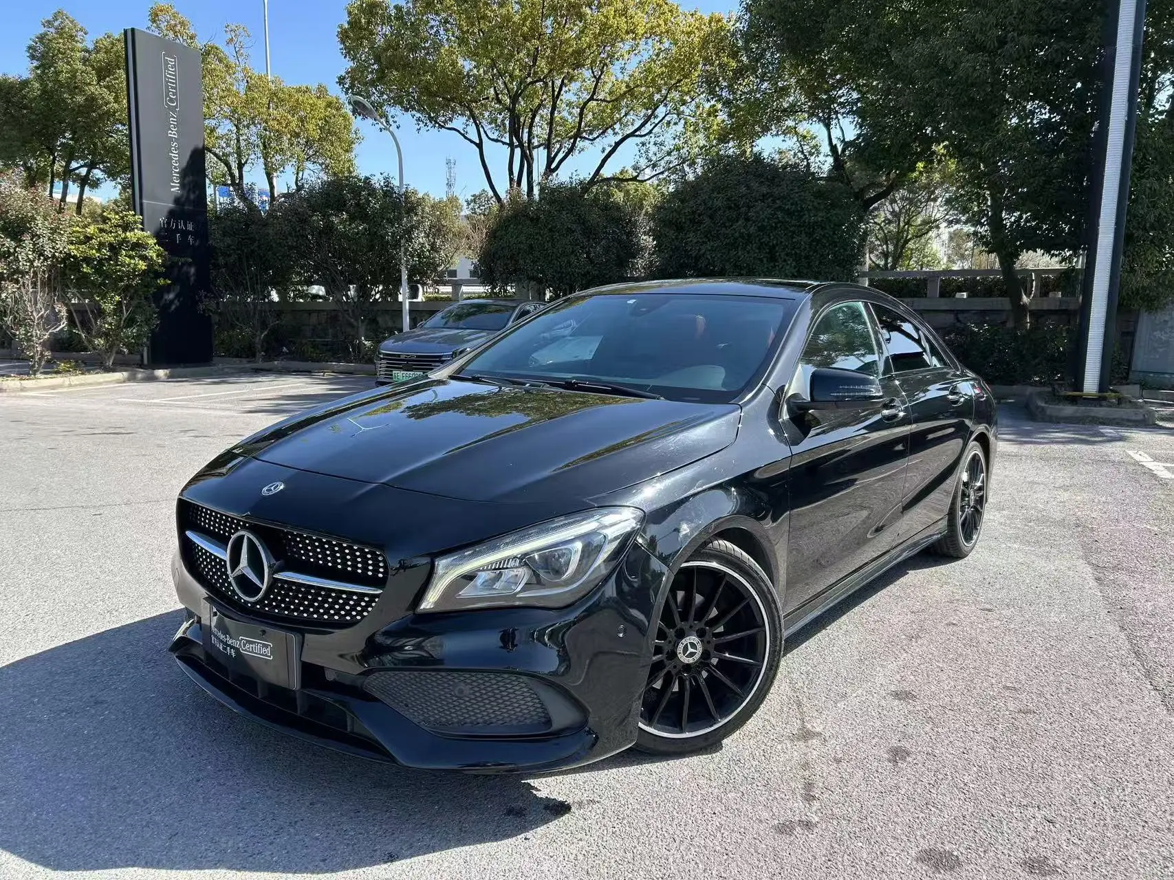 Mercedes-Benz Mercedes-Benz CLA CLA 200 Dark Night Special Edition