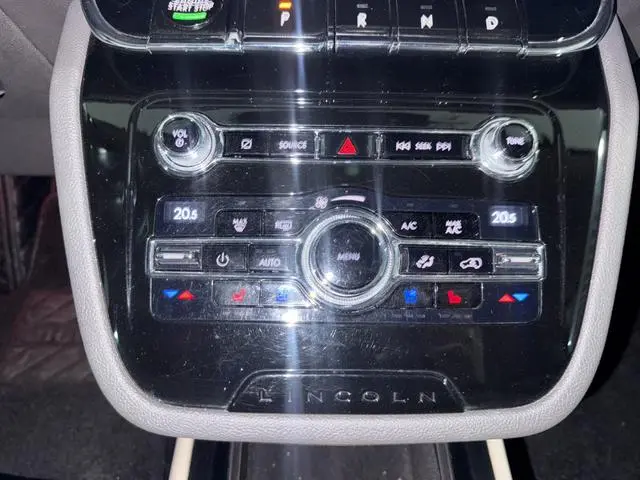 Lincoln Adventurer 2.0T four-wheel drive Zunyao Edition