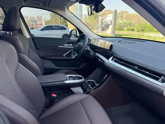 BMW BMW iX1 eDrive25L M sports suit