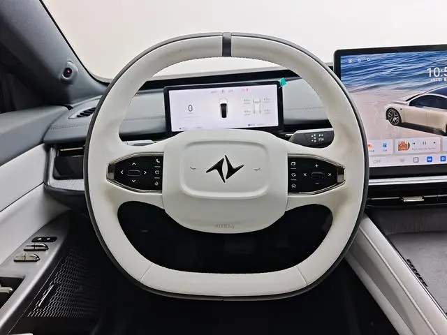 Dongfeng eπ eπ007 Pure electric 620Pro version