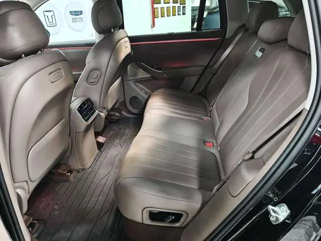 AITO Ask the world M7 Extended range Ultra five-seater four-wheel drive version