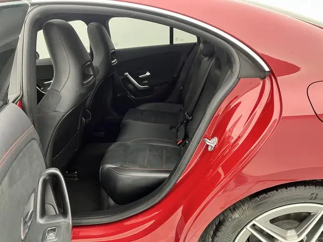 Mercedes-Benz Mercedes-Benz CLA Facelift CLA 200 four-door coupe