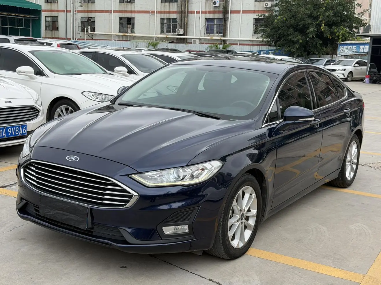 Ford Mondeo EcoBoost 200 fashion type