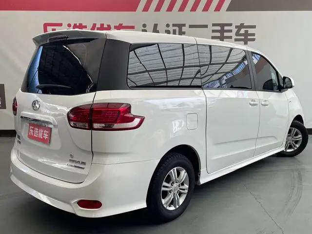 Maxus Chase G10 2.0T gasoline Automatic Elite Edition 7 seats