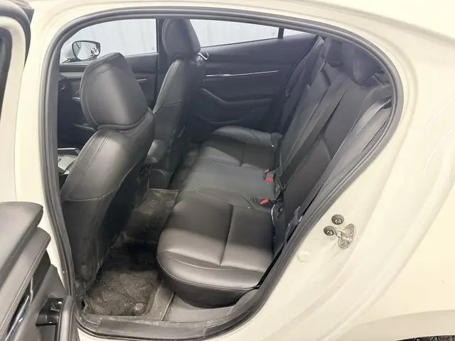 Mazda Mazda 3 Angkesaila 2.0L automatic quality elegant version