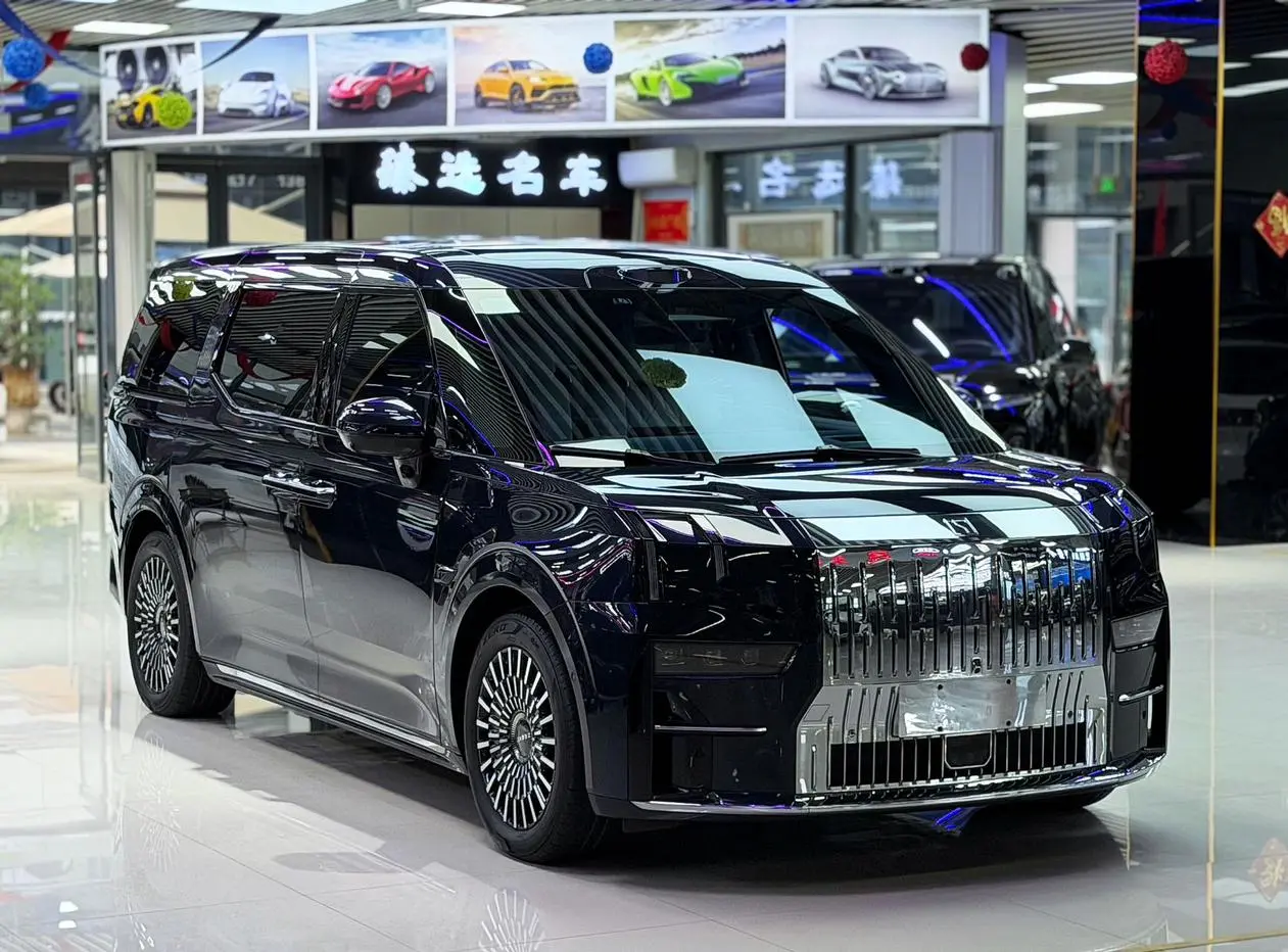 ZEEKR ZEEKR 009 Six-seater executive edition four-wheel drive 108kWh