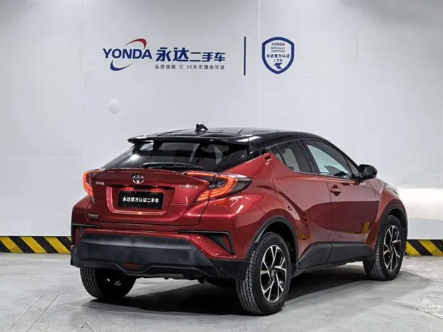 TOYOTA Toyota C-HR 2.0L Luxury sunroof version Country V