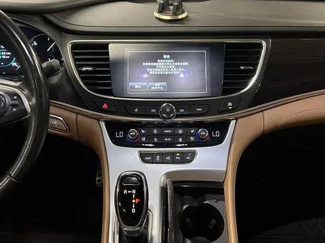 Buick Lacrosse 20T luxury