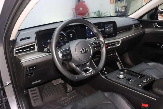 Kia Kia K5 380T GT-Line Premium Technology Edition
