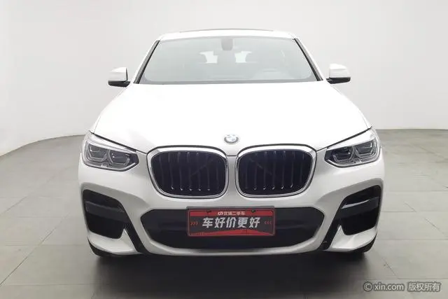 BMW BMW X4 xDrive25i M sports suit