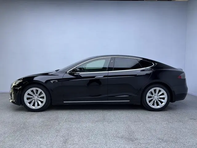 Tesla Model S 60
