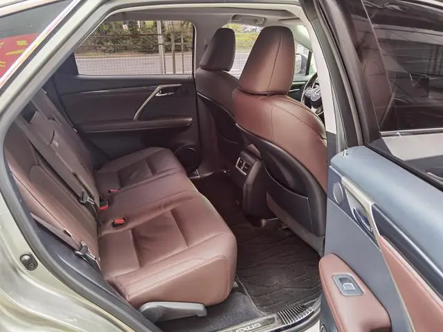 Lexus Lexus RX 300 four-wheel drive elegant version of the country VI