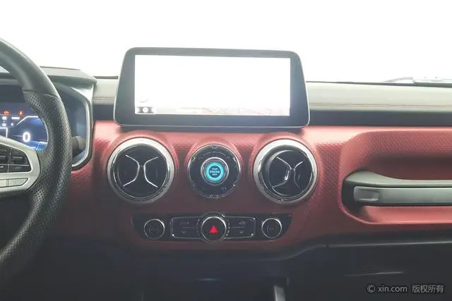 Beijing Beijing off-road BJ40 PLUS 2.3T manual four-wheel drive exclusive edition Country VI