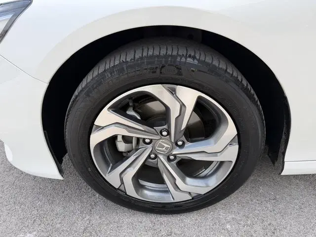 Honda Accord 260TURBO Premium Edition Country V