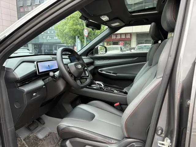 Geely Boyue 1.5TD Longteng Edition