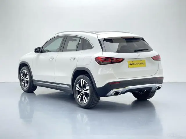 Mercedes-Benz Mercedes-Benz GLA GLA 200
