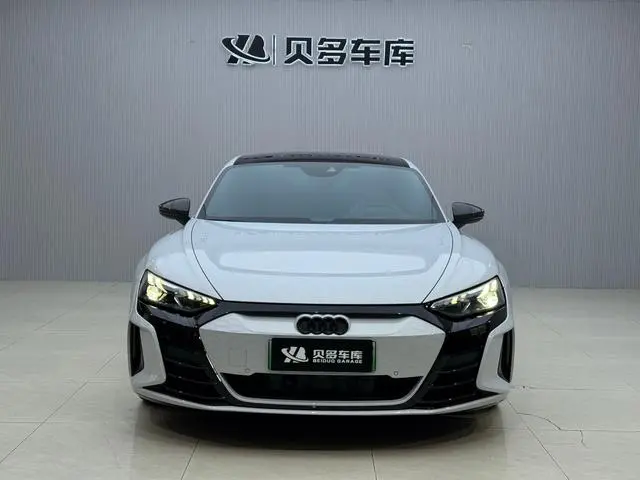 Audi Audi RS e-tron GT Basic type